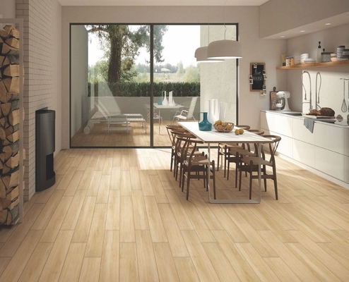 Ανθεκτικό στην φθορά 150x900mm εσωτερικό πάτωμα ξύλινες πορσελάνιες λωρίδες για υπνοδωμάτιο καφέ και γκρι