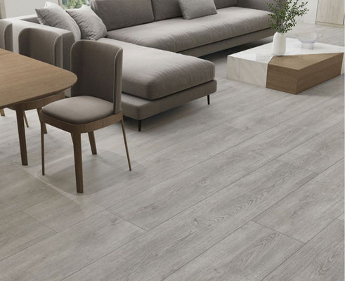 τα γκρίζα ξύλινα κεραμίδια τοίχων μήκους 150cm, βερνικωμένο ξύλο πορσελάνης 4Pcs 25cm πλάτος φαίνονται κεραμίδι πατωμάτων